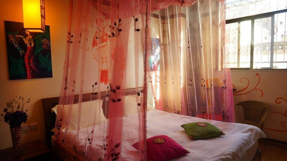 Lijiang Wangjia Courtyard Inn エクステリア 写真