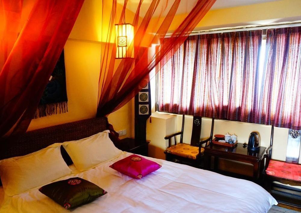 Lijiang Wangjia Courtyard Inn エクステリア 写真