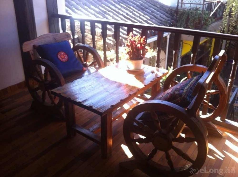 Lijiang Wangjia Courtyard Inn エクステリア 写真