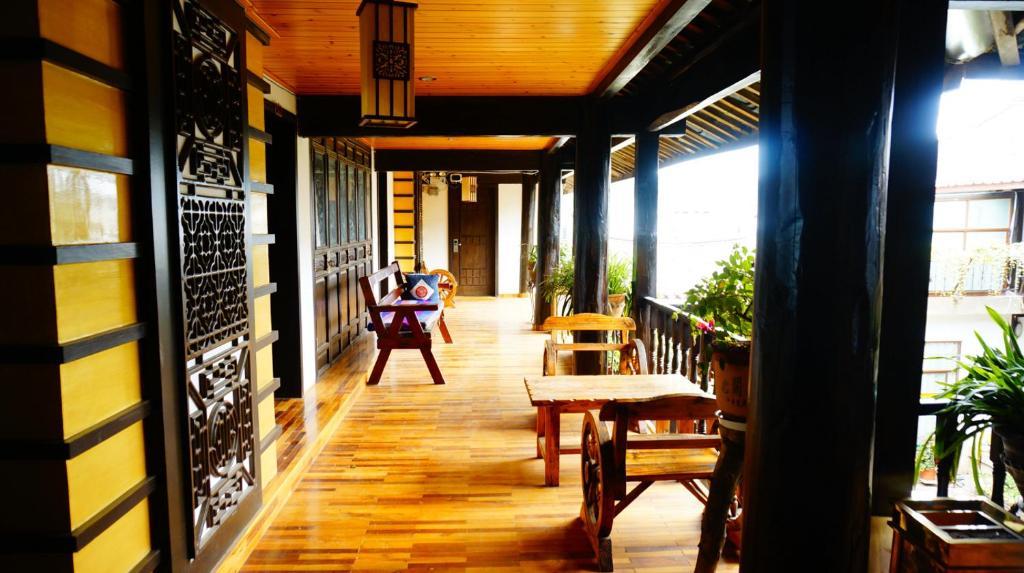 Lijiang Wangjia Courtyard Inn エクステリア 写真