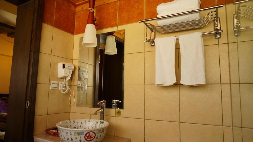Lijiang Wangjia Courtyard Inn 部屋 写真