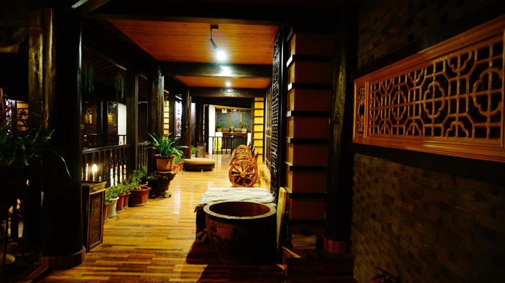 Lijiang Wangjia Courtyard Inn エクステリア 写真